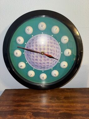 Vintage 11" 3D Golf-Themed Wall Clock Quartz Battery Run WORKS